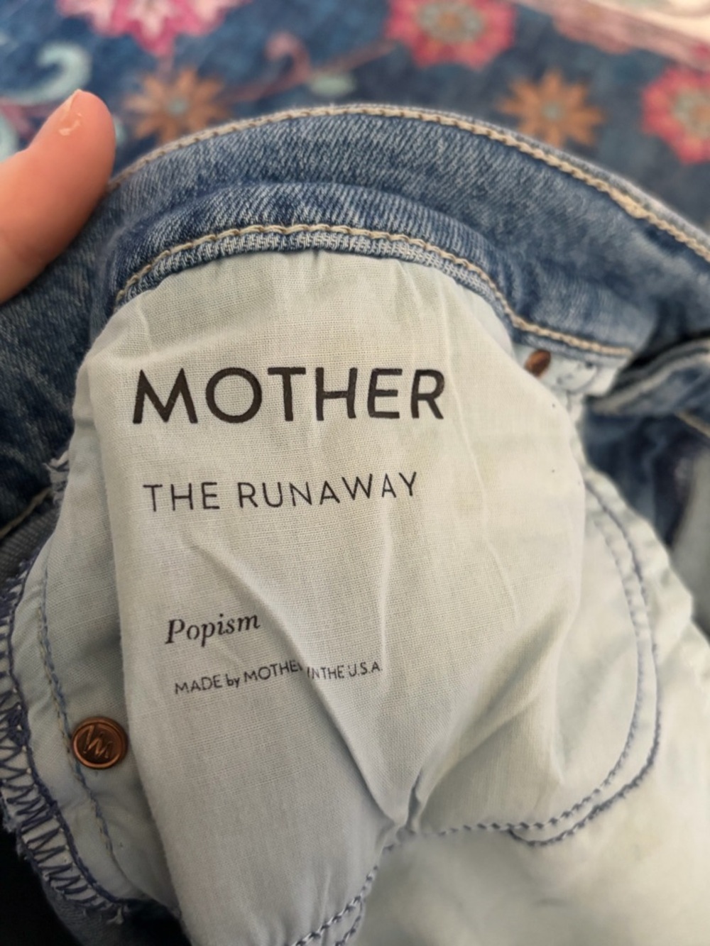 MOTHER shorts the runaway - Picture 4 of 7